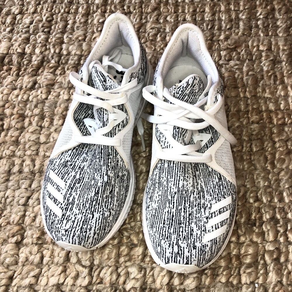 Adidas Bounce Edge Lux Running Shoe